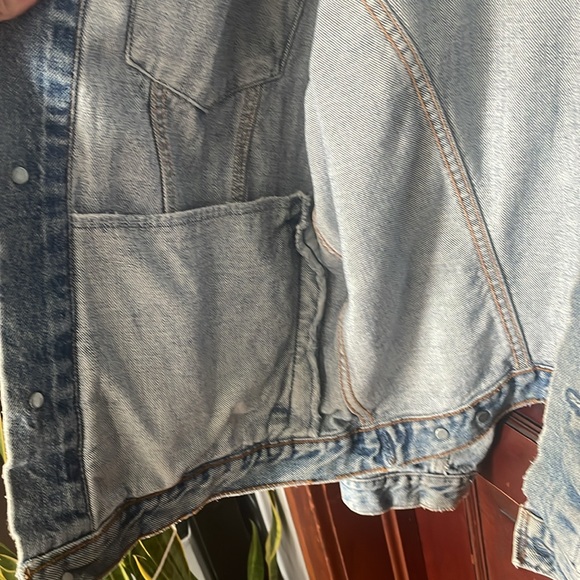 💙Vintage Levi Strauss& Co .Jean Jacket , Size Large Tall original rivited - Picture 9 of 10